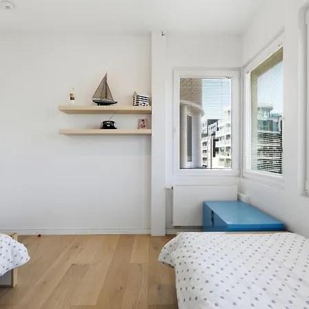 Apartment 'seabase' In Sint-idesbald Nabij De Zee