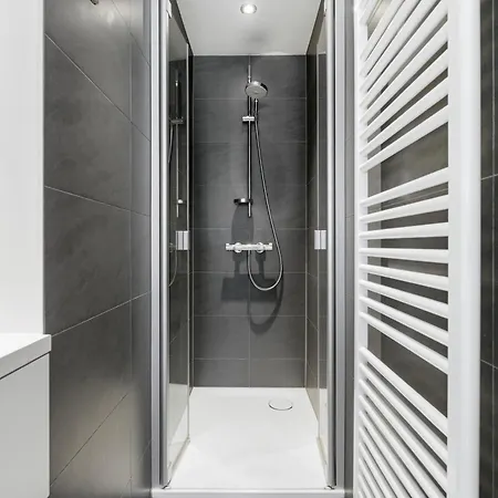 Apartment 'seabase' In Sint-idesbald Nabij De Zee